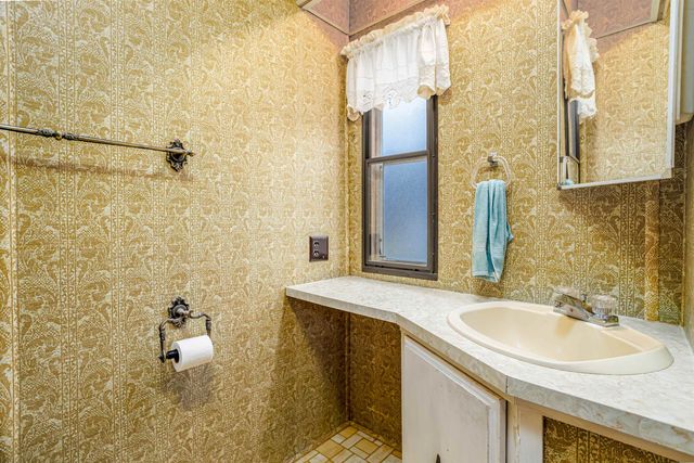 5 S Blueberry Lane, Rochester, NH 03867