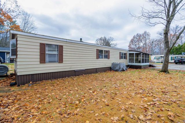 5 S Blueberry Lane, Rochester, NH 03867