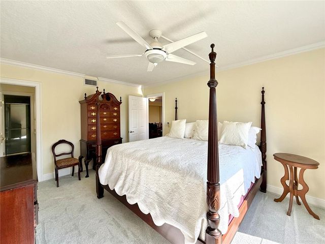 200 Greytwig Road 212, Vero Beach, FL 32963