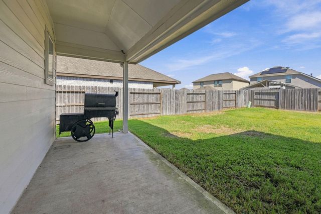 7526 Greenbriar Canyon Lane, Katy, TX 77493
