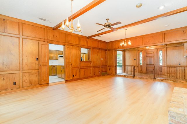 3004 Glasgow Drive, Arlington, TX 76015