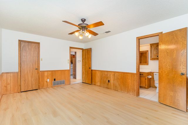 3004 Glasgow Drive, Arlington, TX 76015