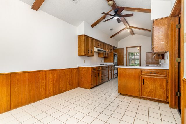 3004 Glasgow Drive, Arlington, TX 76015
