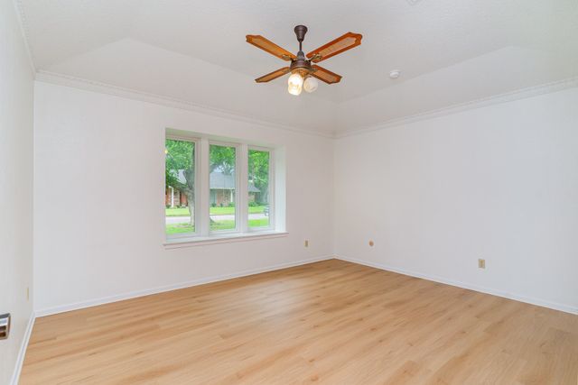 3004 Glasgow Drive, Arlington, TX 76015