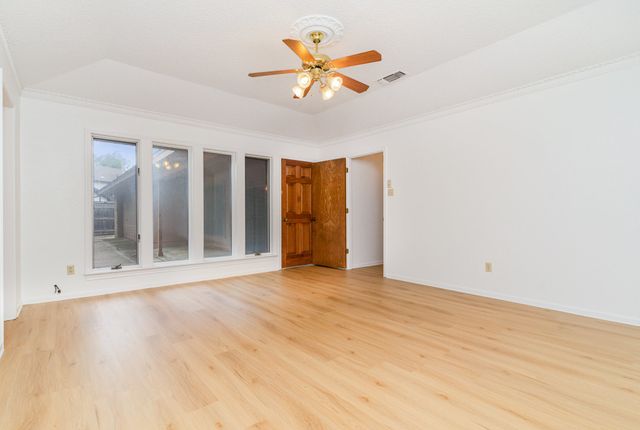 3004 Glasgow Drive, Arlington, TX 76015