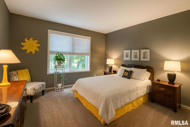 3910 W Anchor Drive, Peoria, IL 61615