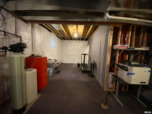 3910 W Anchor Drive, Peoria, IL 61615