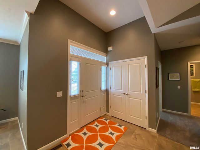 3910 W Anchor Drive, Peoria, IL 61615