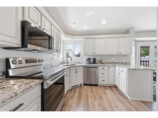 338 Hawthorne Ave, Johnstown, CO 80534