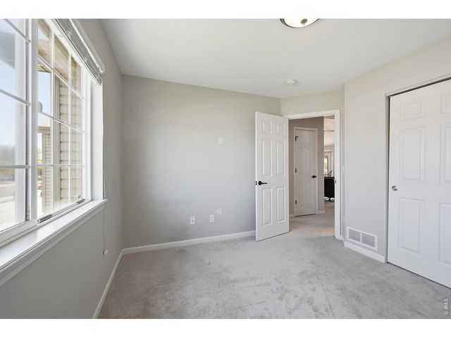 338 Hawthorne Ave, Johnstown, CO 80534