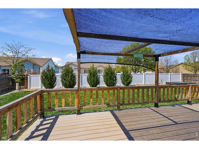 338 Hawthorne Ave, Johnstown, CO 80534