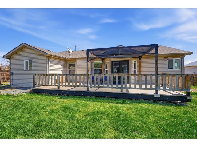 338 Hawthorne Ave, Johnstown, CO 80534