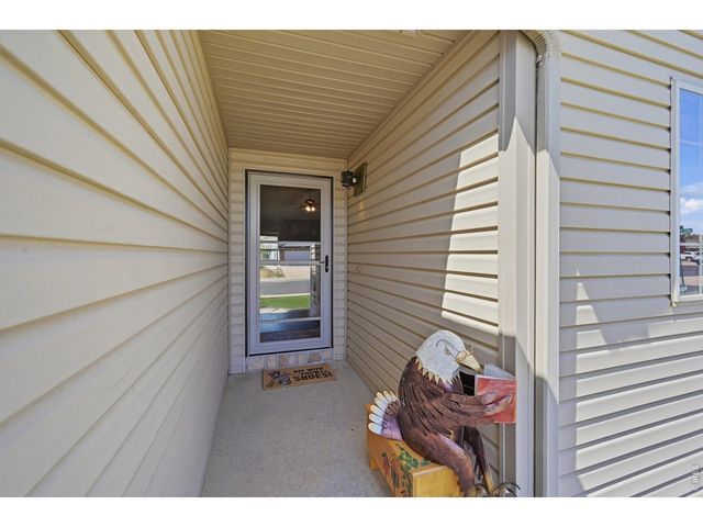 338 Hawthorne Ave, Johnstown, CO 80534