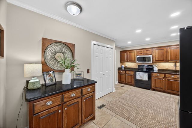 119 Westwood Dr, Mcminnville, TN 37110