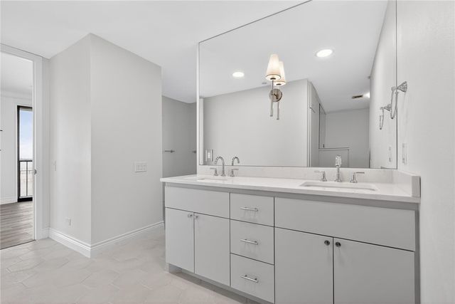 4500 Ocean Dr 5A, Corpus Christi, TX 78412