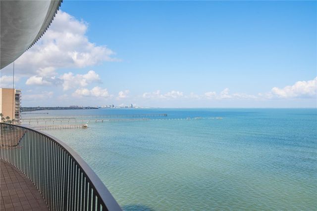 4500 Ocean Dr 5A, Corpus Christi, TX 78412