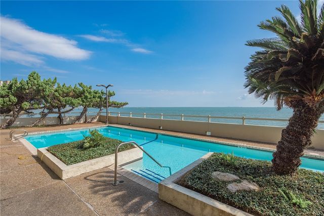 4500 Ocean Dr 5A, Corpus Christi, TX 78412