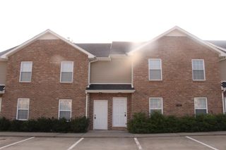 2284 McCormick Ln Apt A, Clarksville, TN 37040