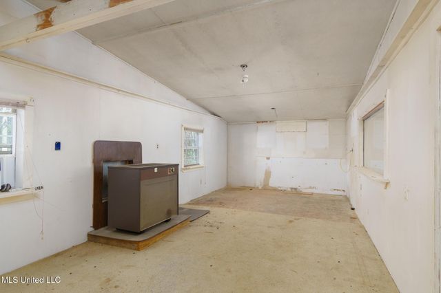 150 Pine Tree Road, Magee, MS 39111