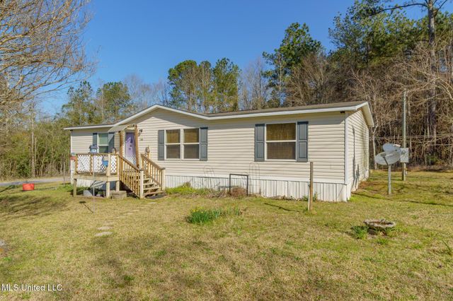 150 Pine Tree Road, Magee, MS 39111