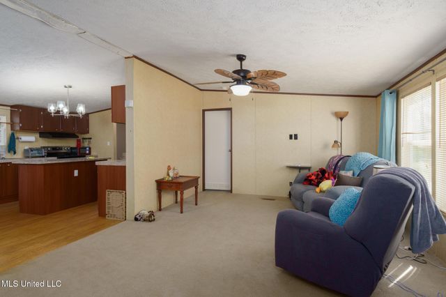 150 Pine Tree Road, Magee, MS 39111