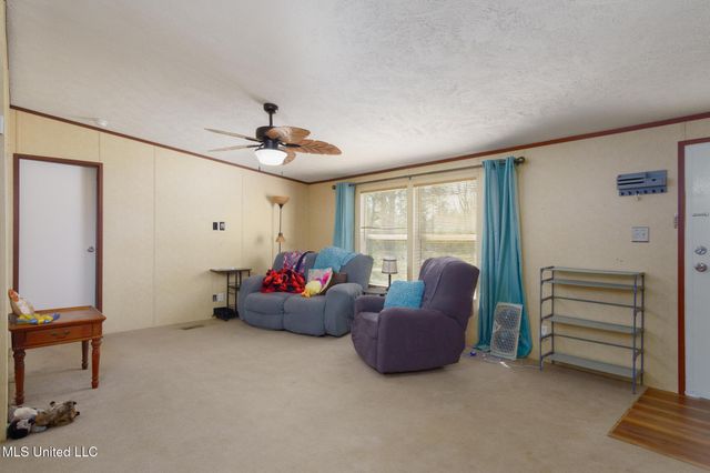 150 Pine Tree Road, Magee, MS 39111