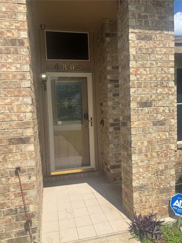 6805 Towerwood Drive, Arlington, TX 76001