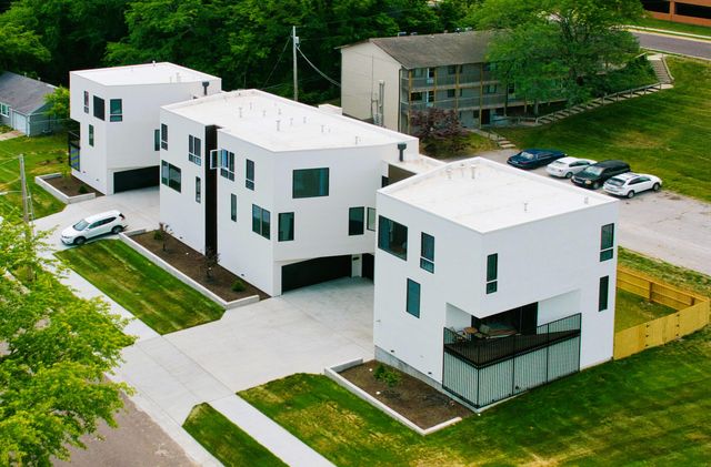 3 FYFER PL, Columbia, MO 65201