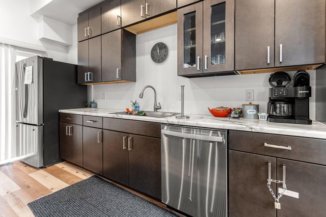 3 FYFER PL, Columbia, MO 65201