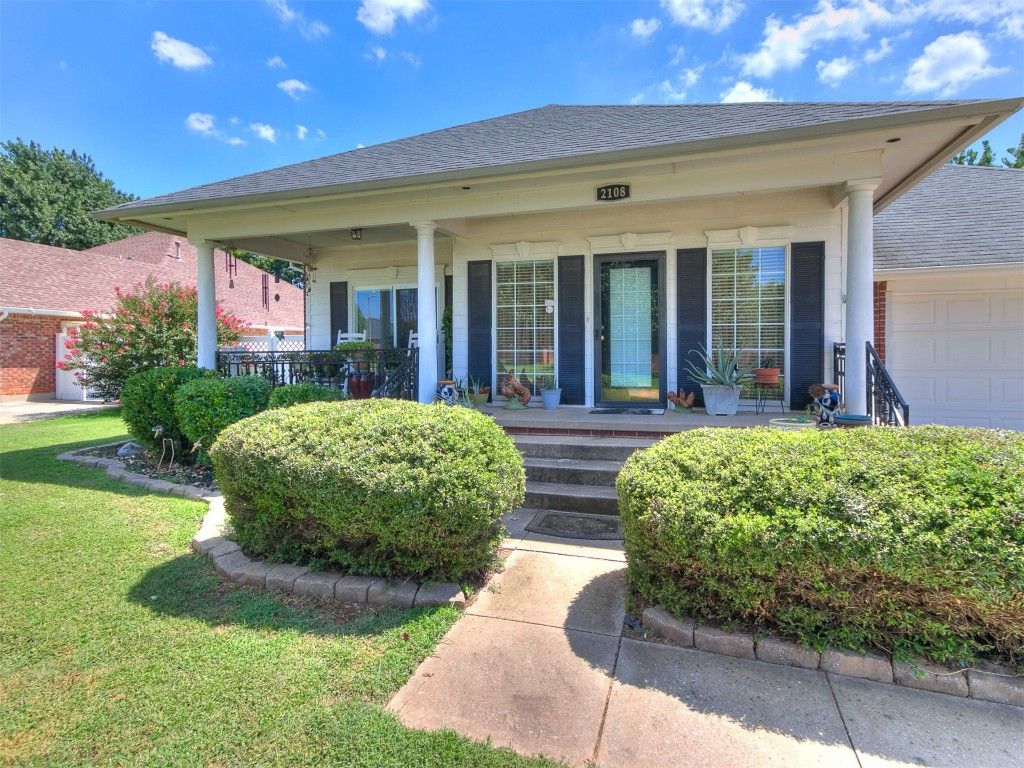 2108 NE 12th Street, Moore, OK 73160