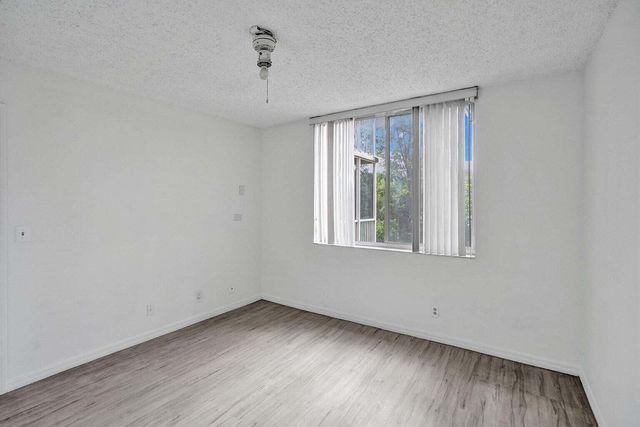 4015 W McNab Road D204, Pompano Beach, FL 33069
