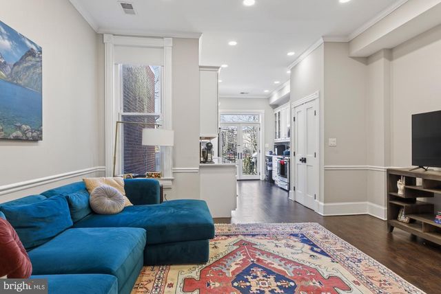 212 5TH ST NE, Washington, DC 20002