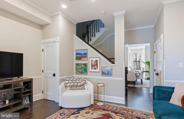 212 5TH ST NE, Washington, DC 20002