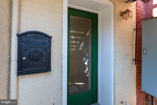 212 5TH ST NE, Washington, DC 20002