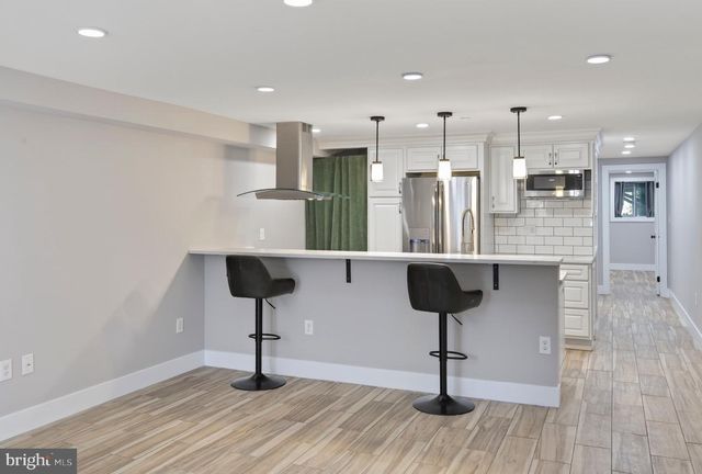 212 5TH ST NE, Washington, DC 20002