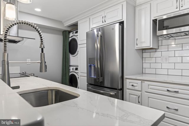 212 5TH ST NE, Washington, DC 20002