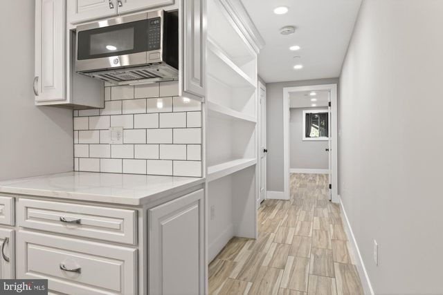 212 5TH ST NE, Washington, DC 20002