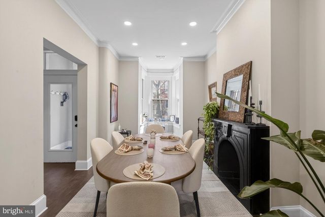 212 5TH ST NE, Washington, DC 20002