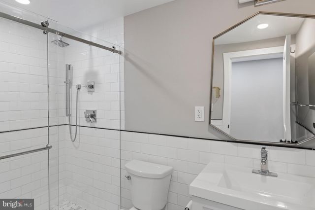 212 5TH ST NE, Washington, DC 20002