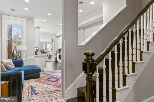 212 5TH ST NE, Washington, DC 20002