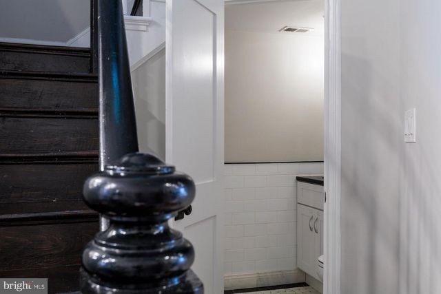 212 5TH ST NE, Washington, DC 20002