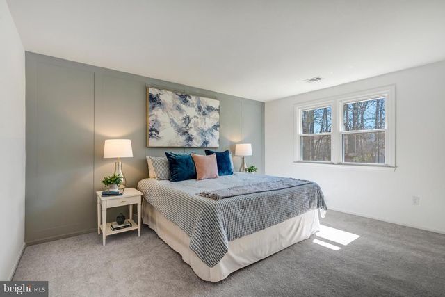 10409 ASHCROFT WAY, Fairfax, VA 22032