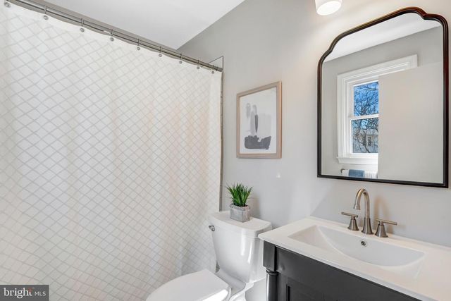 10409 ASHCROFT WAY, Fairfax, VA 22032