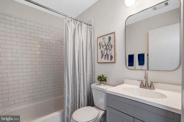 10409 ASHCROFT WAY, Fairfax, VA 22032