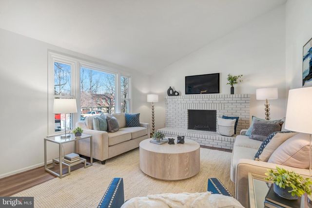 10409 ASHCROFT WAY, Fairfax, VA 22032