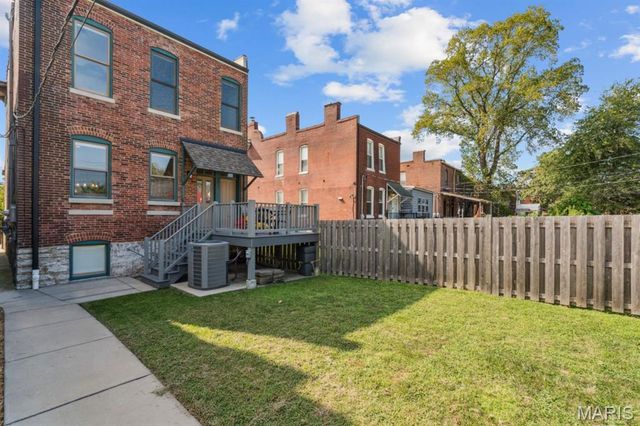 4231 Norfolk Avenue, St Louis, MO 63110