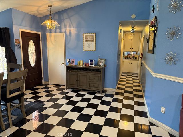 2420 W Sunrise Drive, Rialto, CA 92377