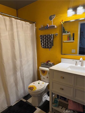 2420 W Sunrise Drive, Rialto, CA 92377