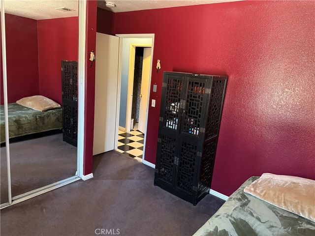 2420 W Sunrise Drive, Rialto, CA 92377