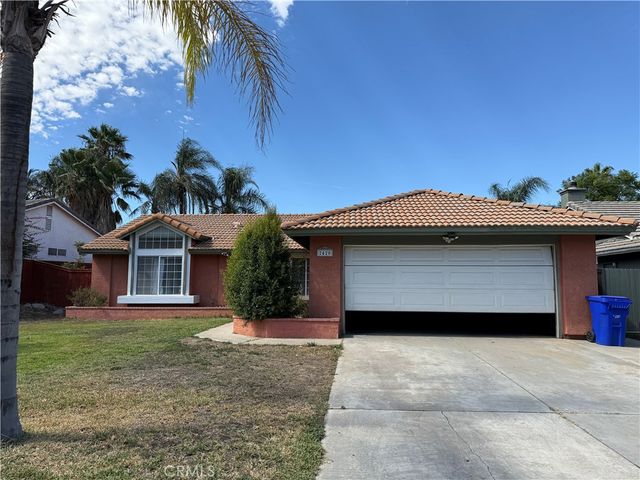 2420 W Sunrise Drive, Rialto, CA 92377